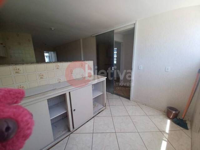 Apartamento para Venda em Cabo Frio - 3