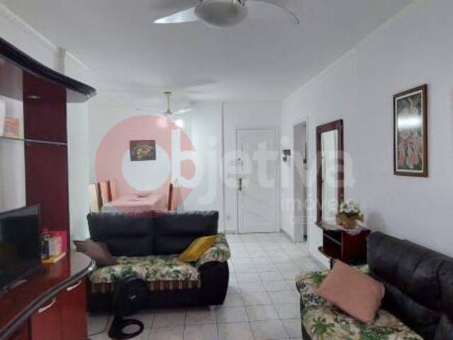 Apartamento para Venda em Cabo Frio - 2