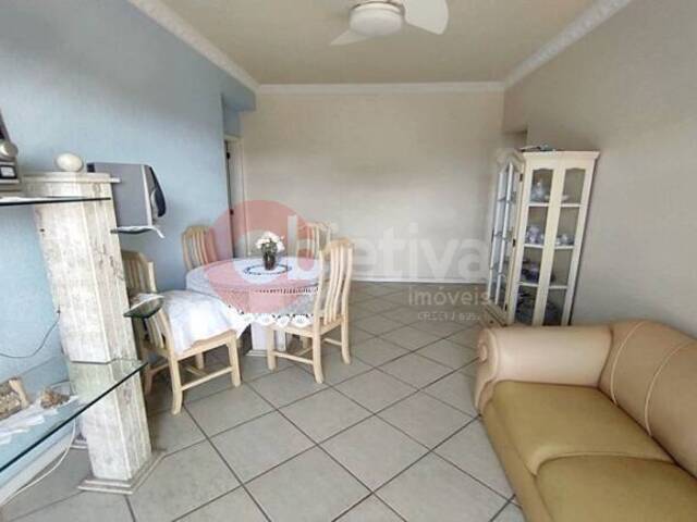 Apartamento para Venda em Cabo Frio - 2
