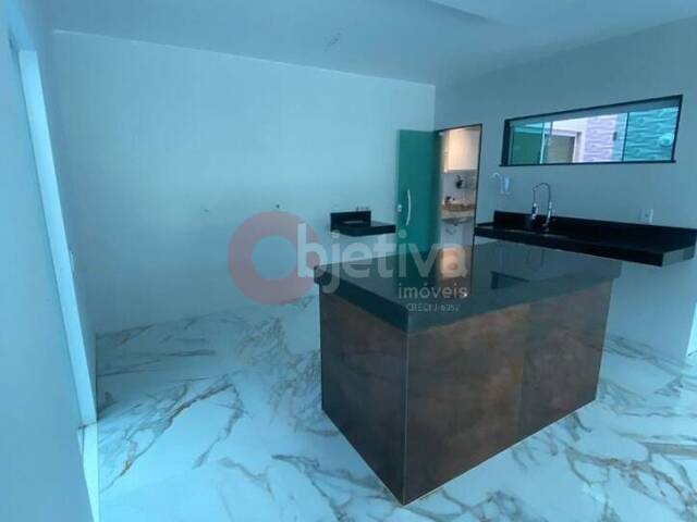 Casa para Venda em Araruama - 3