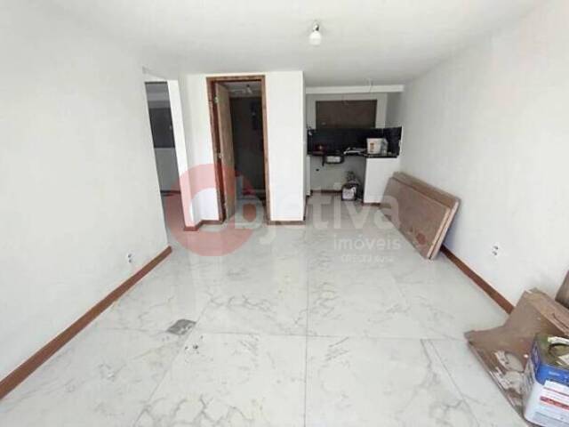 Apartamento para Venda em Cabo Frio - 3