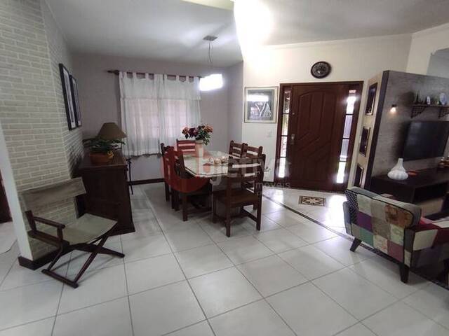 Casa para Venda em Cabo Frio - 3