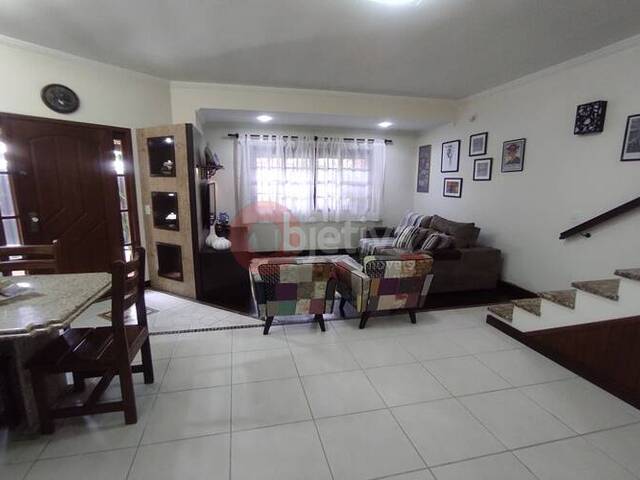 Casa para Venda em Cabo Frio - 2