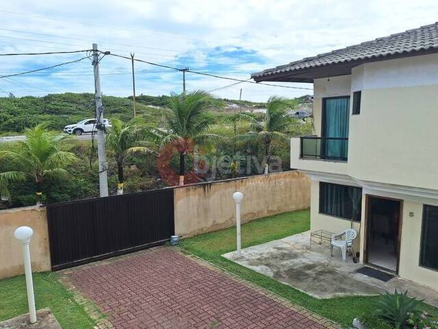 #1110 - Casa em condomínio para Venda em Cabo Frio - RJ