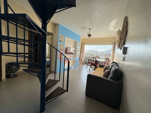 Apartamento para Venda em Cabo Frio - 3