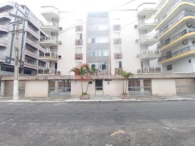 Cobertura para Venda em Cabo Frio - 2