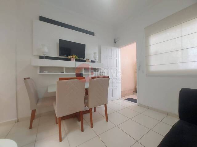 Apartamento para Venda em Cabo Frio - 3