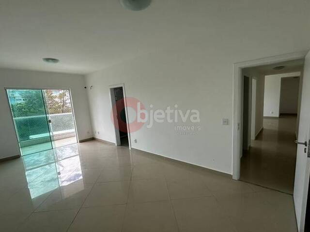Apartamento para Venda em Cabo Frio - 2