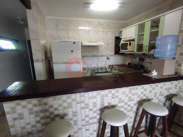 Apartamento para Venda em Cabo Frio - 2