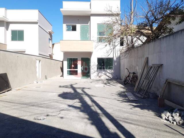 Apartamento para Venda em Cabo Frio - 2