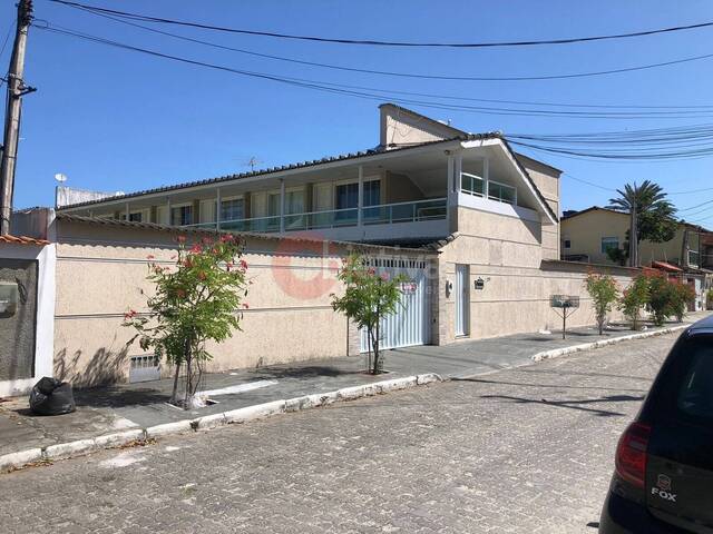 Apartamento para Venda em Cabo Frio - 2