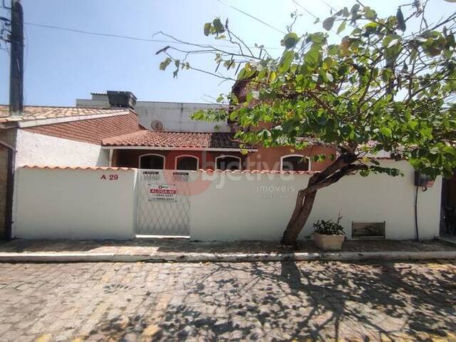 #1206 - Casa em condomínio para Venda em Cabo Frio - RJ - 1