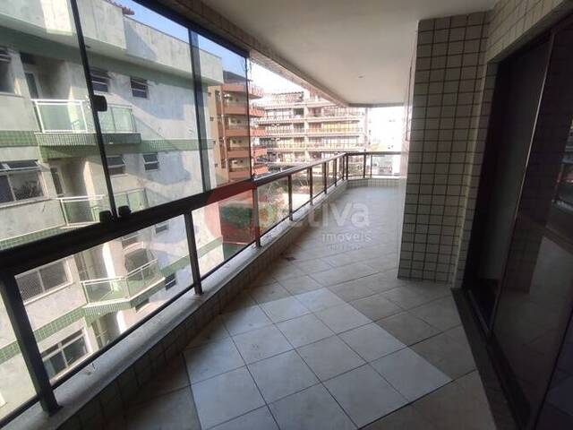 Apartamento para Venda em Cabo Frio - 3