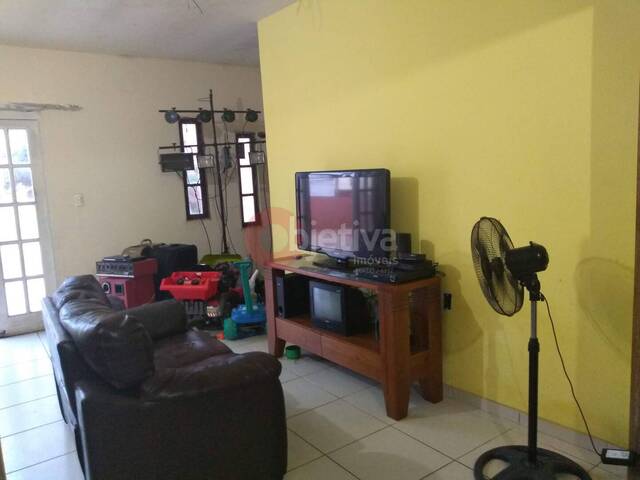 #1540 - Casa para Venda em Cabo Frio - RJ - 2