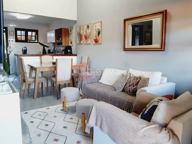 Apartamento para Venda em Cabo Frio - 1