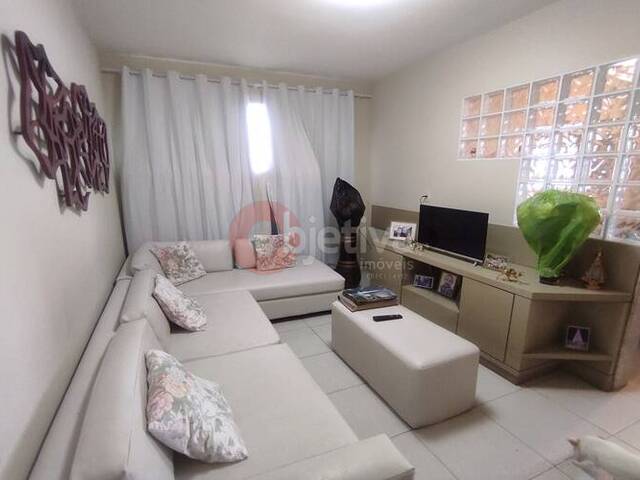 Apartamento para Venda em Cabo Frio - 2