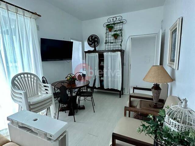 Apartamento para Venda em Cabo Frio - 4