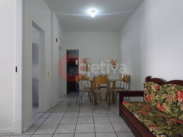 Apartamento para Venda em Cabo Frio - 5