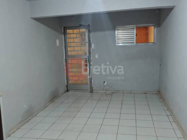 #1726 - Apartamento para Venda em Cabo Frio - RJ - 3