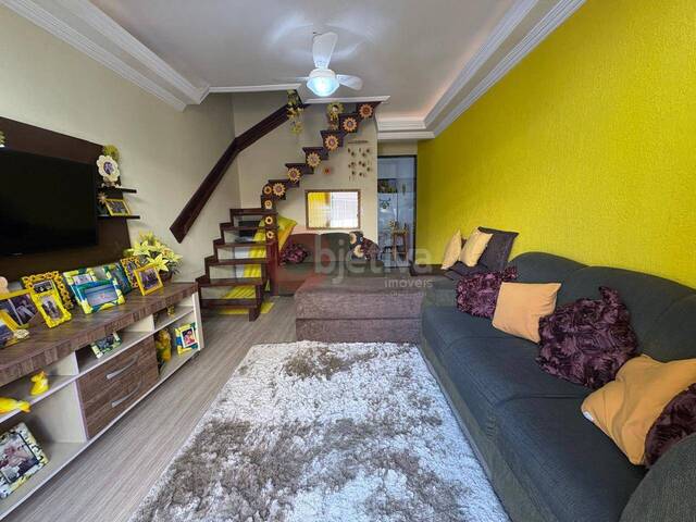 Casa em condomínio para Venda em Cabo Frio - 4