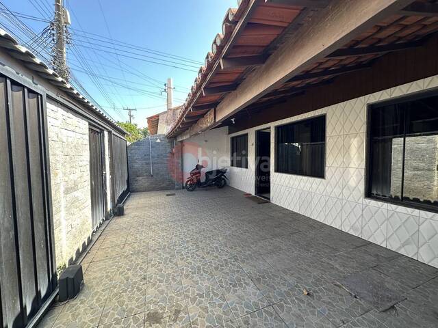 #1818 - Casa para Venda em Cabo Frio - RJ - 1