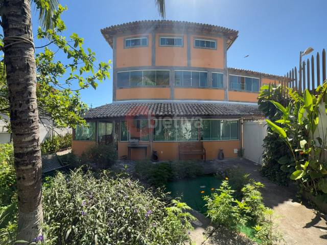 #1888 - Casa para Venda em Cabo Frio - RJ - 2