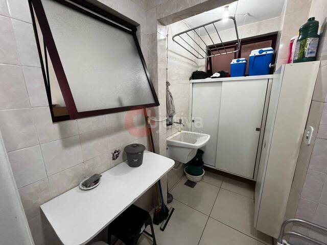 Apartamento para Venda em Cabo Frio - 3