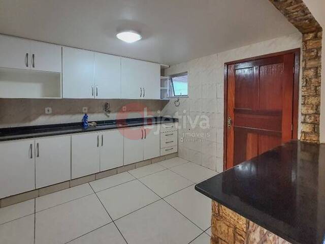 #1933 - Casa em condomínio para Venda em Cabo Frio - RJ