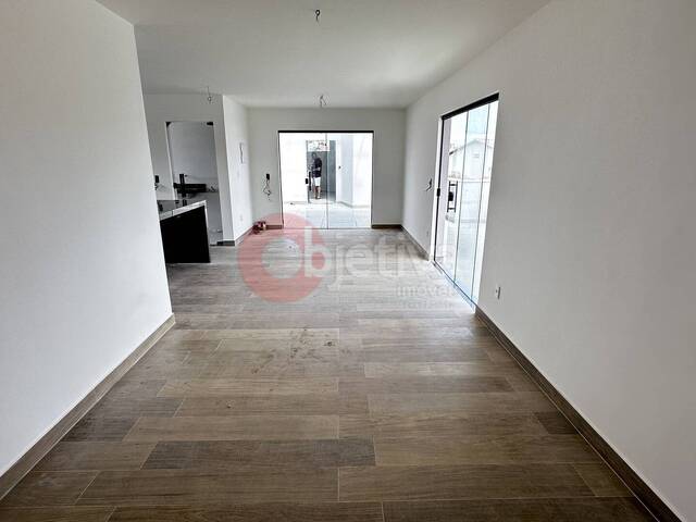 Apartamento para Venda em Cabo Frio - 2