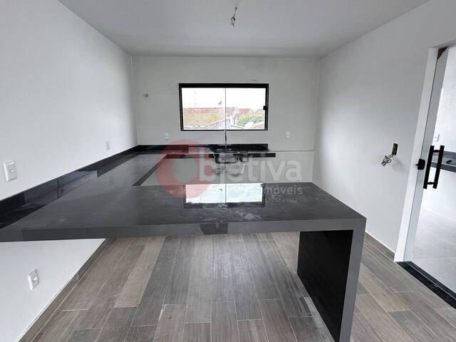 Apartamento para Venda em Cabo Frio - 3