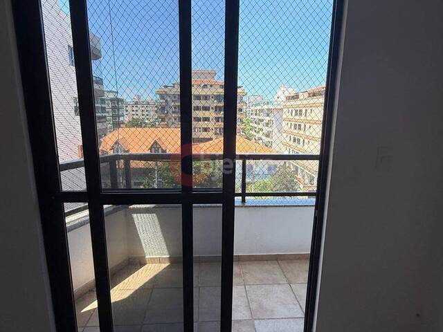 Apartamento para Venda em Cabo Frio - 4