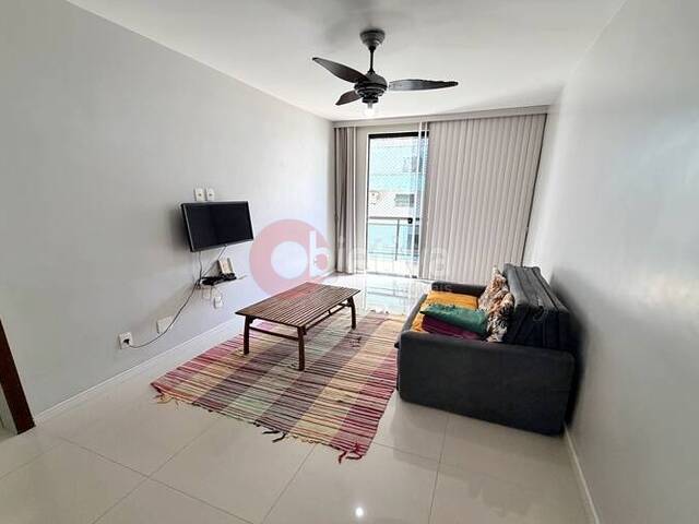 Cobertura para Venda em Cabo Frio - 2
