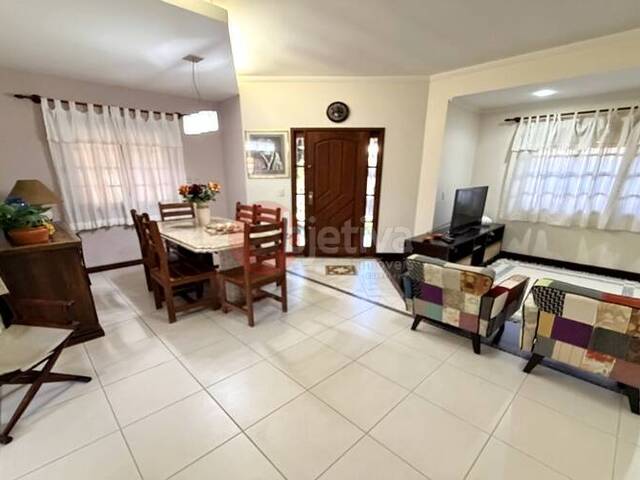 Casa Independente para Venda em Cabo Frio - 3