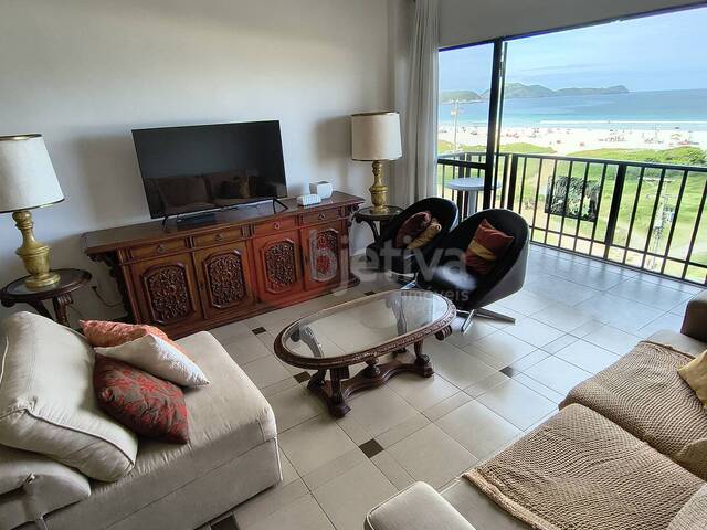 Apartamento para Venda em Cabo Frio - 2