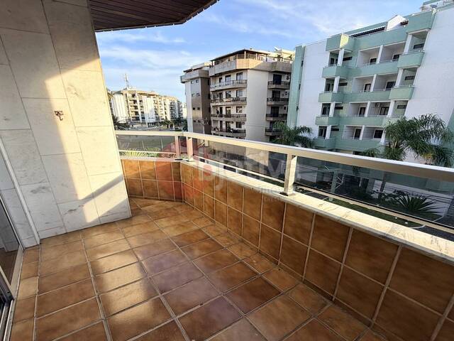 Apartamento para Venda em Cabo Frio - 3