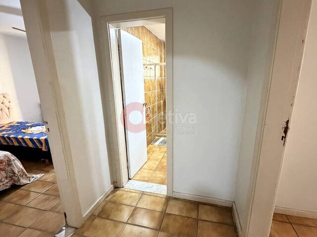 Apartamento para Venda em Cabo Frio - 5