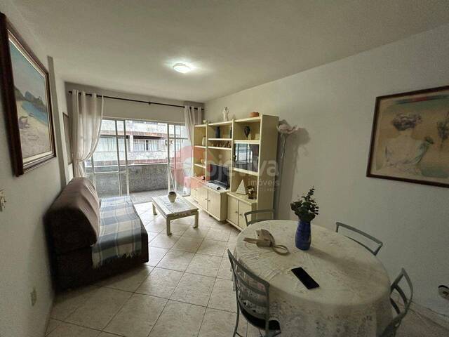 Apartamento para Venda em Cabo Frio - 2