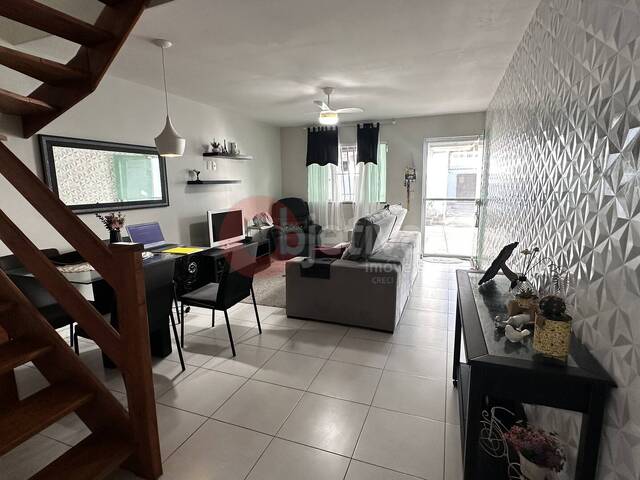 Casa em condomínio para Venda em Cabo Frio - 4
