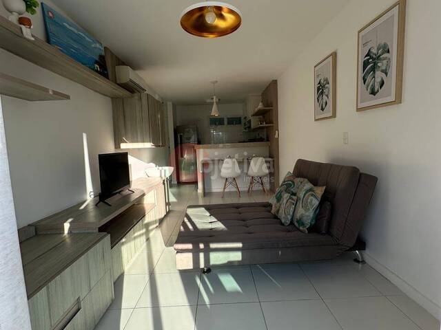 Apartamento para Venda em Cabo Frio - 2