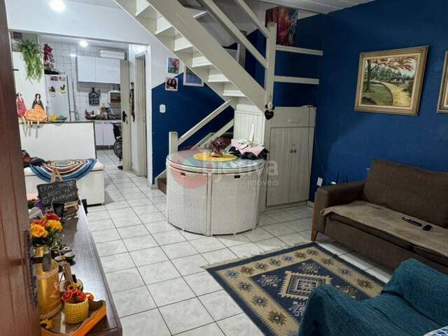 Venda em Palmeiras - Cabo Frio