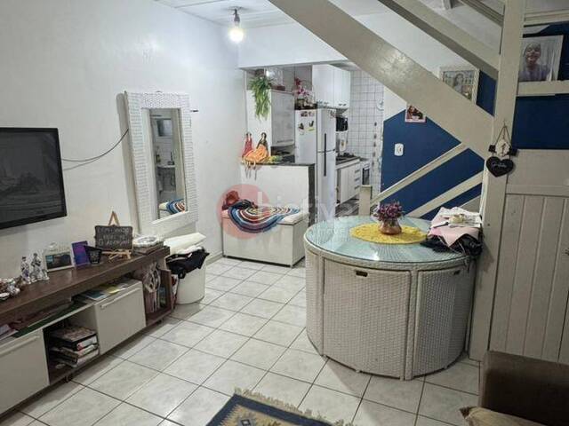 Casa em condomínio para Venda em Cabo Frio - 2