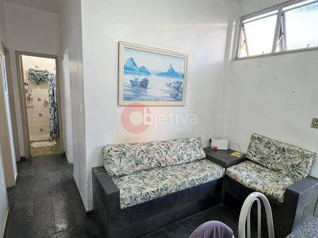 Apartamento para Venda em Cabo Frio - 2