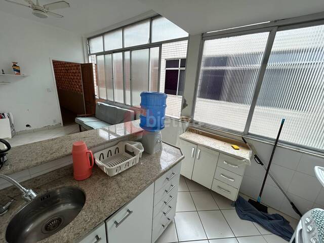 Apartamento para Venda em Cabo Frio - 2