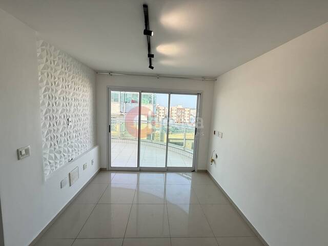 #2102 - Apartamento para Locação em Cabo Frio - RJ - 3