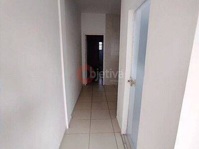 Apartamento para Venda em Cabo Frio - 3