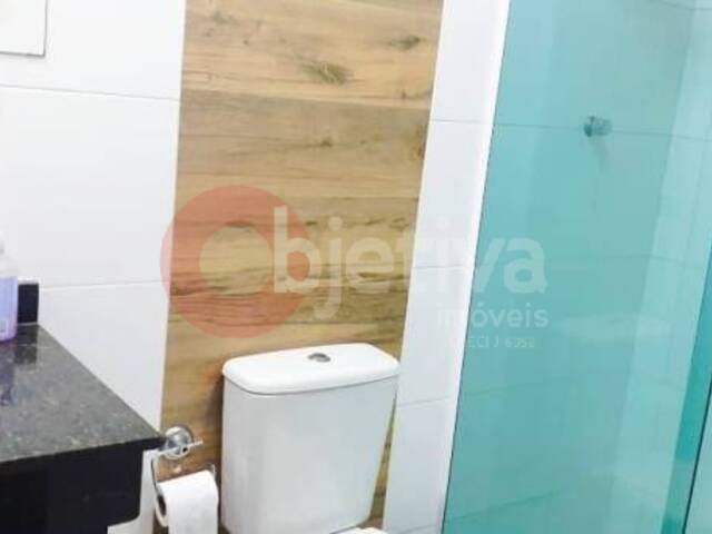 Cobertura para Venda em Cabo Frio - 2