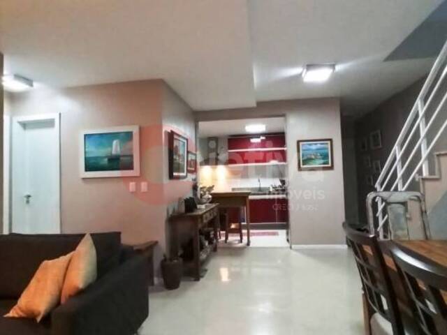 Cobertura para Venda em Cabo Frio - 4