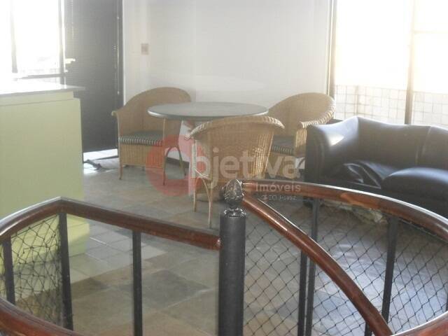 Cobertura à venda com 3 quartos, 240m² - Foto 8