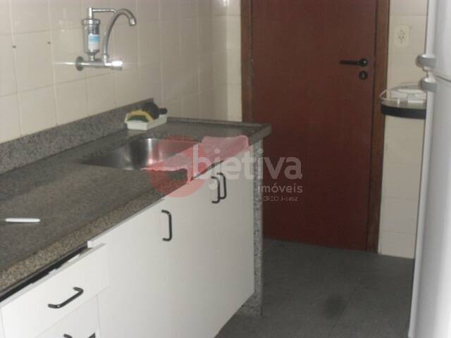 Cobertura à venda com 3 quartos, 240m² - Foto 14