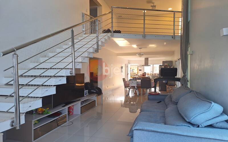 Casa à venda com 4 quartos, 360m² - Foto 7